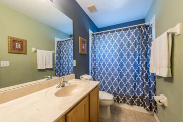 Room 264 of 272