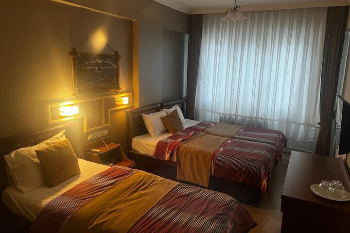 Room 18 of 22