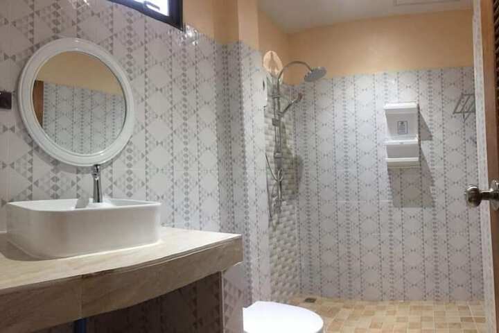Room 25 of 51