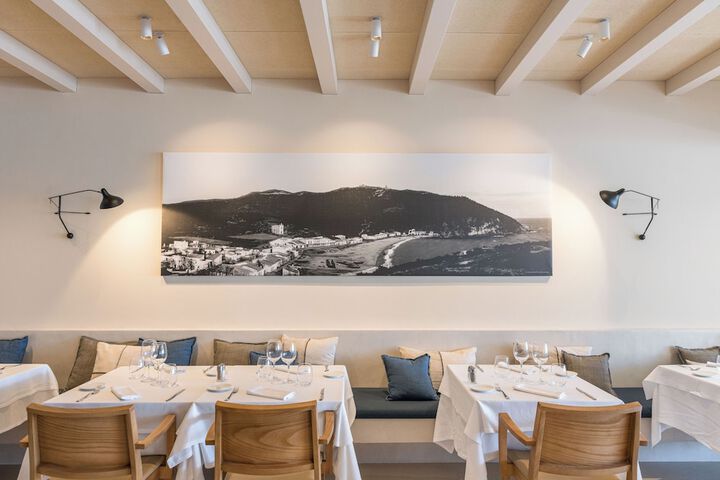 Dining 124 of 147