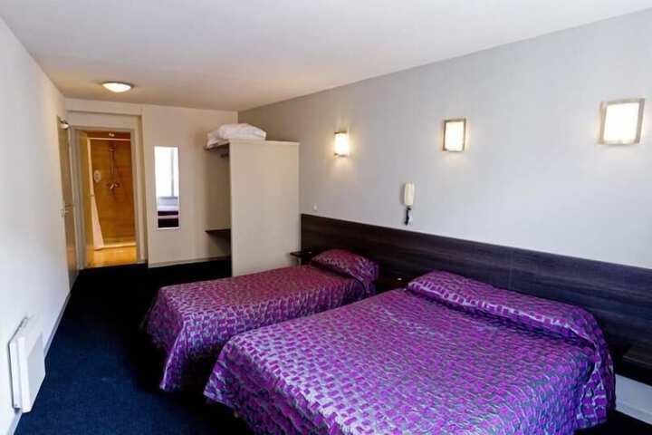 Room 18 of 45
