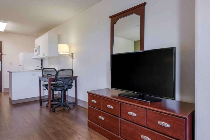 Studio 2 Double Beds (4 of 6)