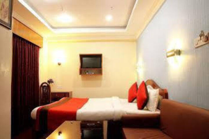 OYO ROOMS PARK CIRCUS BANGLADESH EMBASSY