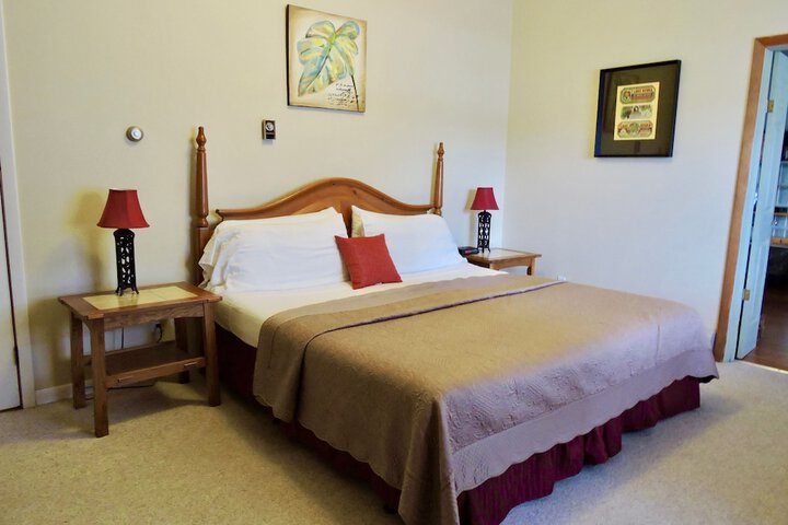 Room 4 of 55