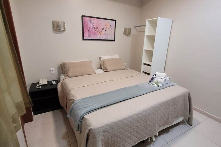 Room 4 of 24