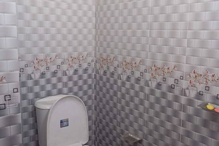 Room 14 of 14