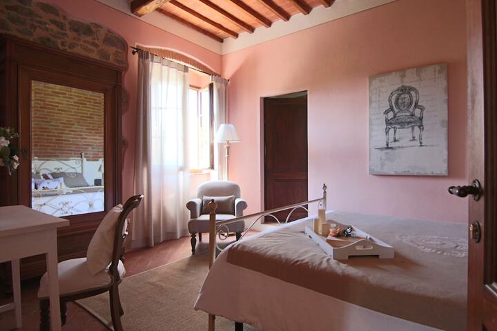 Room 10 of 46