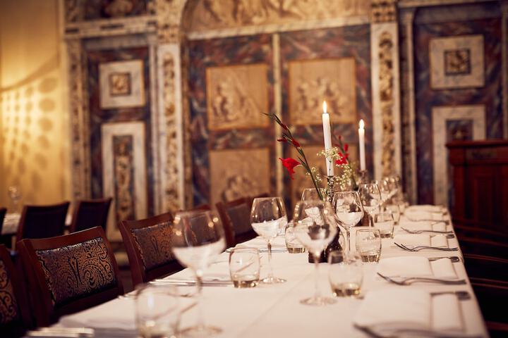 Dining 76 of 125