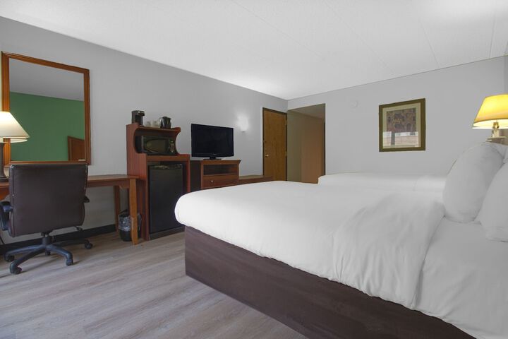 Double Accessible King Size Bed (17 of 21)