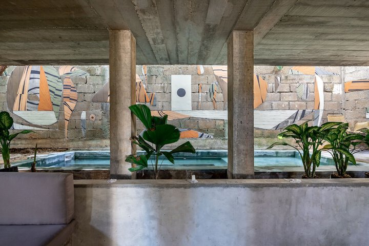 Pool 20 of 26