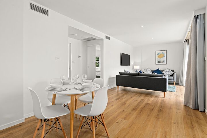 Room 16 of 30