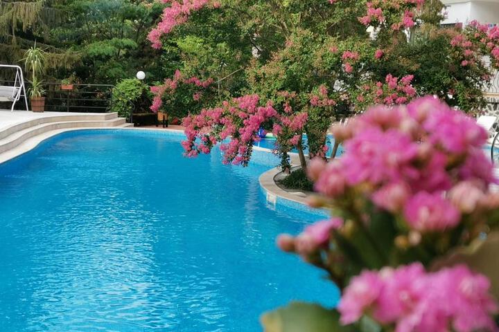 Park Hotel Briz - All Inclusive & Free Parking