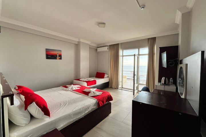 Room 22 of 49