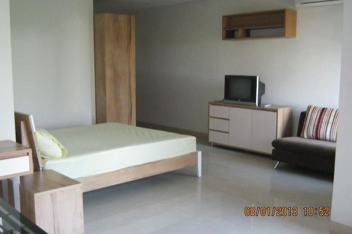 Room 28 of 61