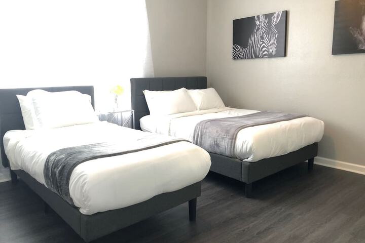 Room 14 of 66