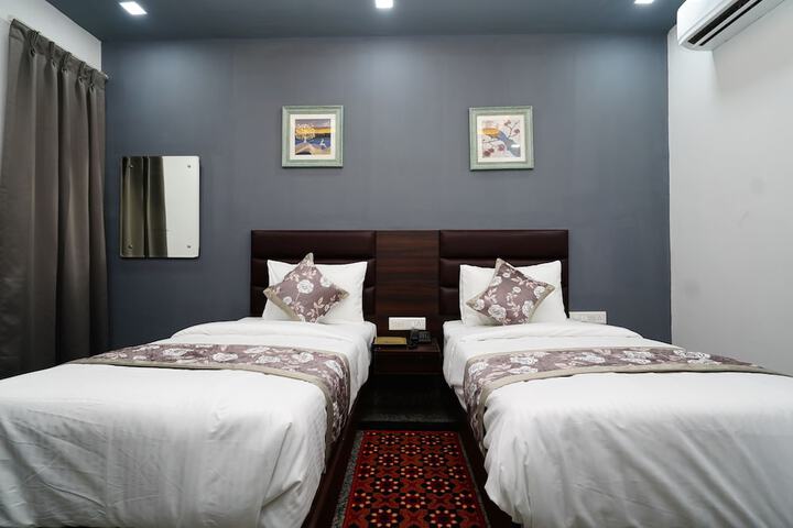 Room 10 of 73
