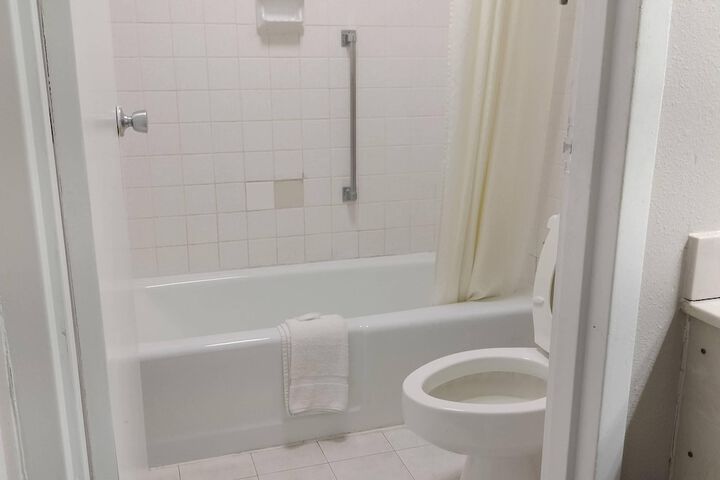 Room 90 of 190