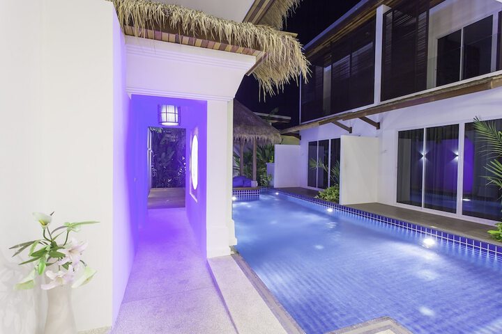 Pool 54 of 74