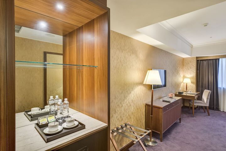Room 21 of 92