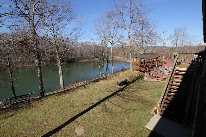 1 King Bed Lake View (14 of 14)