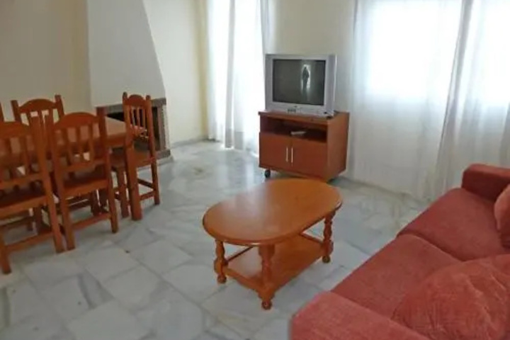 Room 2 of 6