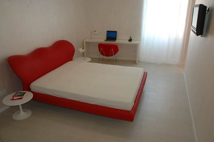 Room 7 of 60