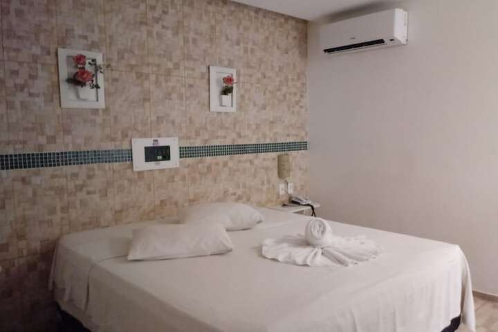 Room 4 of 43