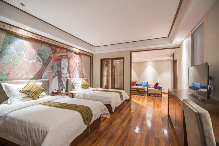 Room 8 of 29