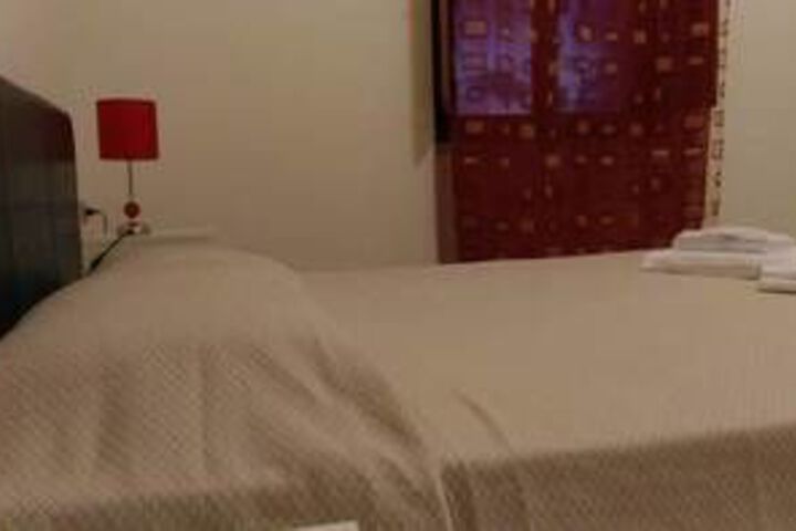 Room 16 of 39