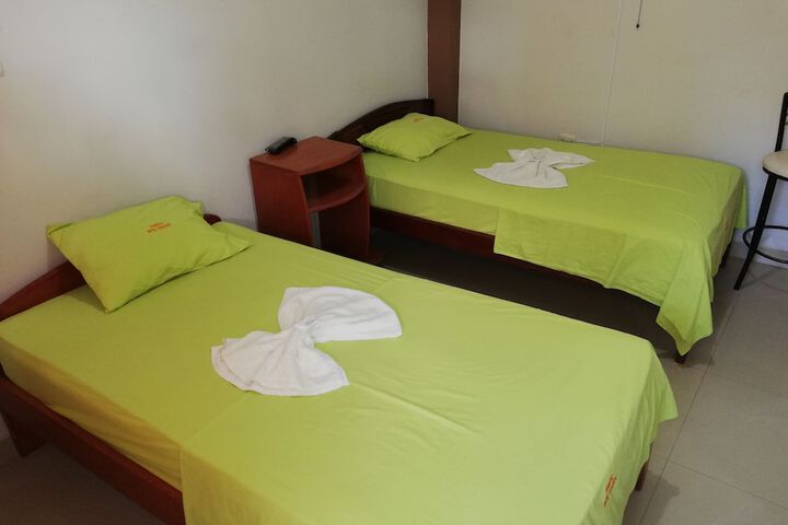 Room 4 of 23