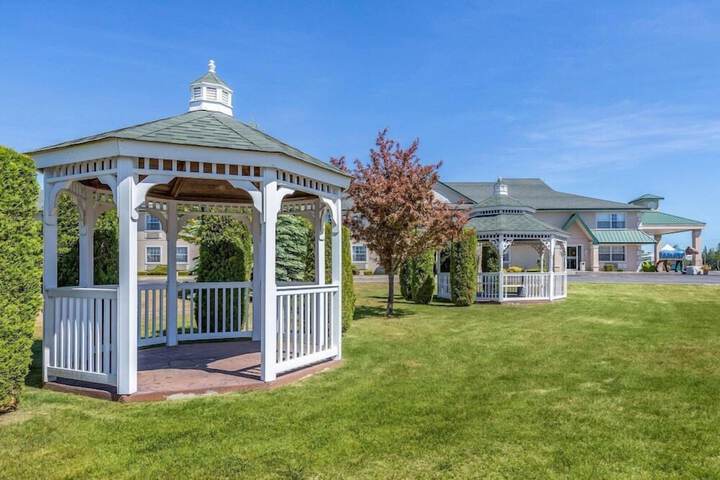 Property Grounds 60 of 64