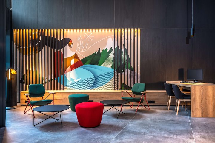 Hotel Lobby