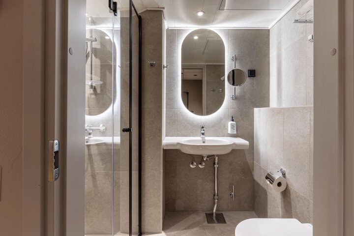 Bathroom Interior Photo