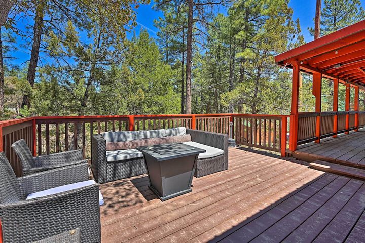 Cabin in Tonto National Forest: Deck & Views!