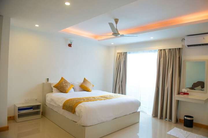 Room 5 of 25