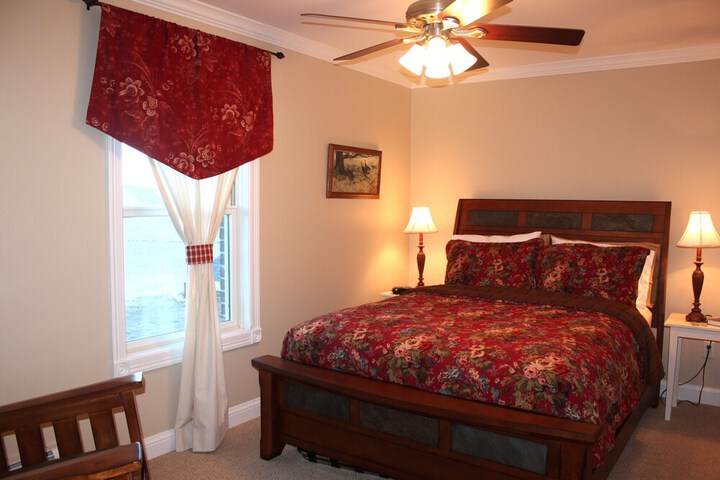 Room 30 of 40