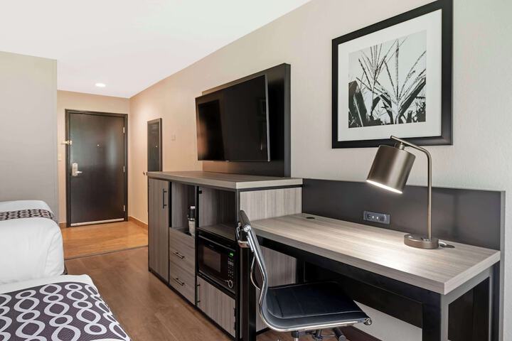 Room 12 of 45