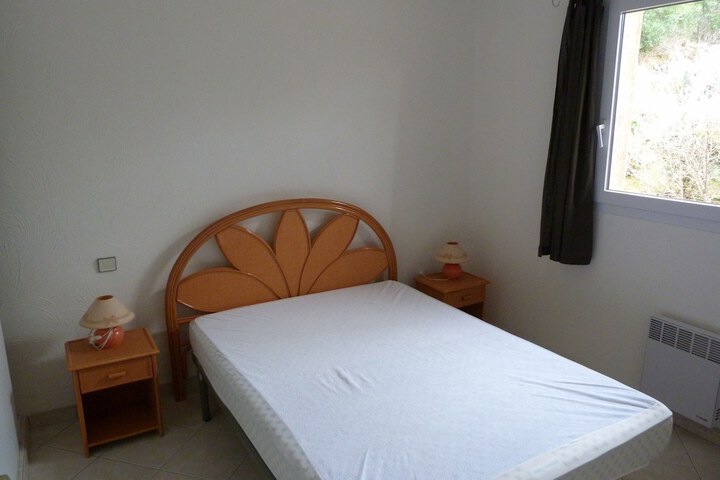 Room 4 of 85