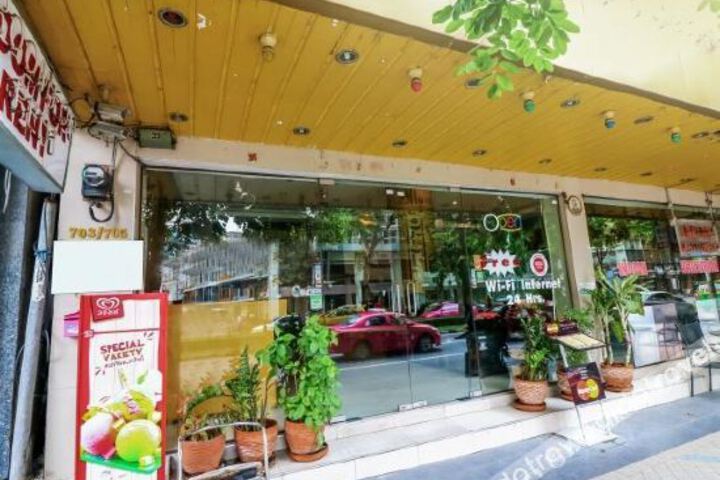Nida Rooms Suriyawong 703 Business Town