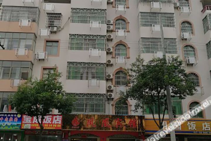 Hotel 5 of 9