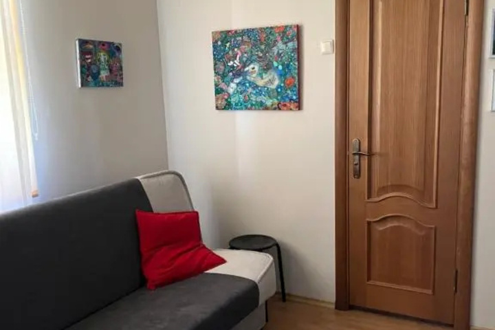 Room 3 of 3