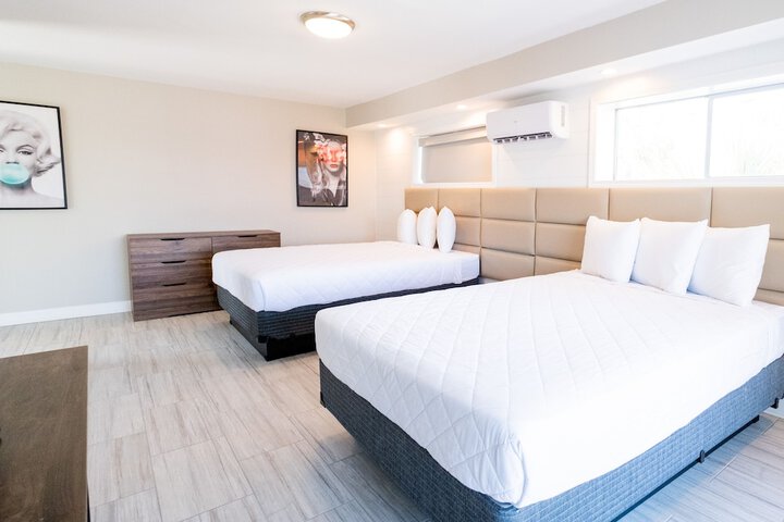 Room 12 of 42