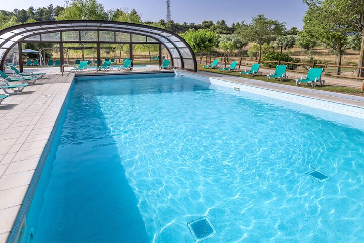 Hotel Pool