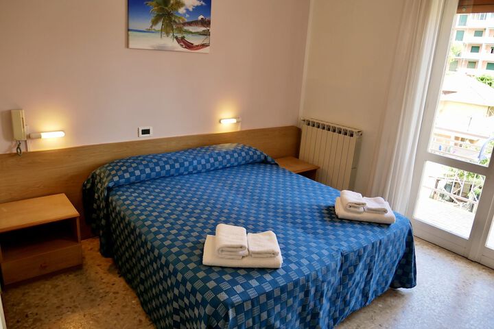 Room 7 of 39