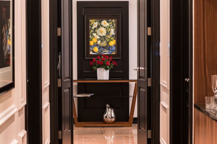 Ballroom/Hall 106 of 113