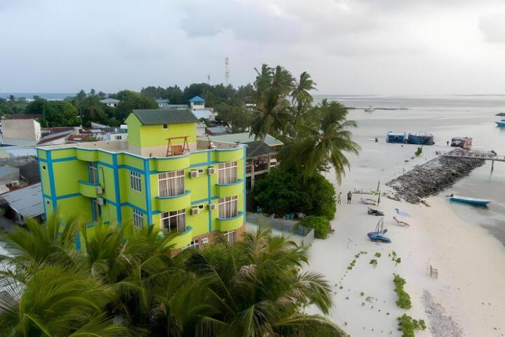 IRIS Beach Residence