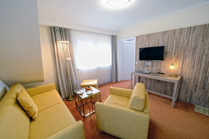 Room 20 of 81