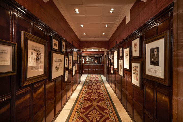 Guest Lobby