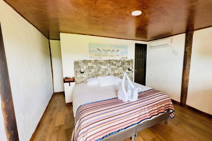 Room 5 of 56