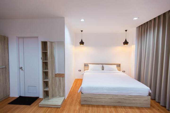 Room 19 of 52